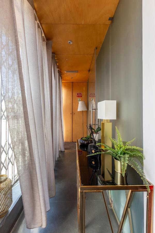 C&F Hostel Porto Bagian luar foto